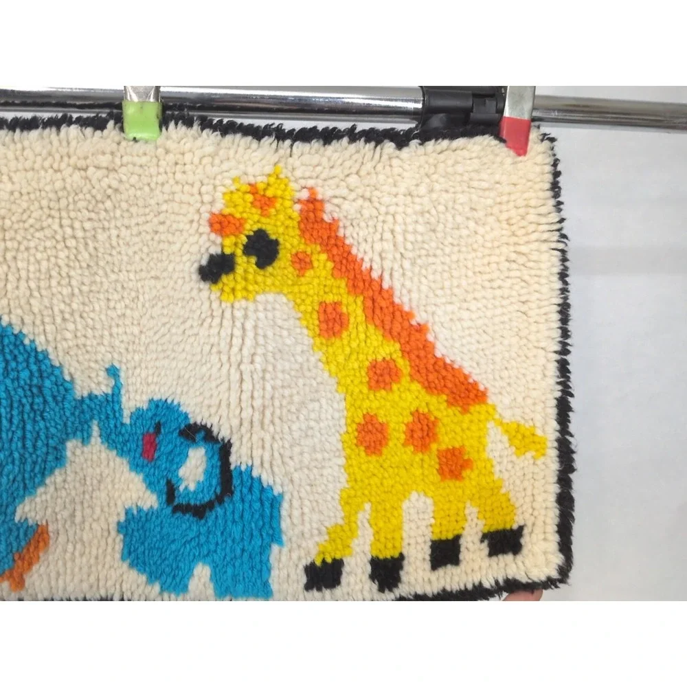 VTG Kids Room Rug Carpet Wall Hanging Decor Noahs Ark Elephant Latch Hook